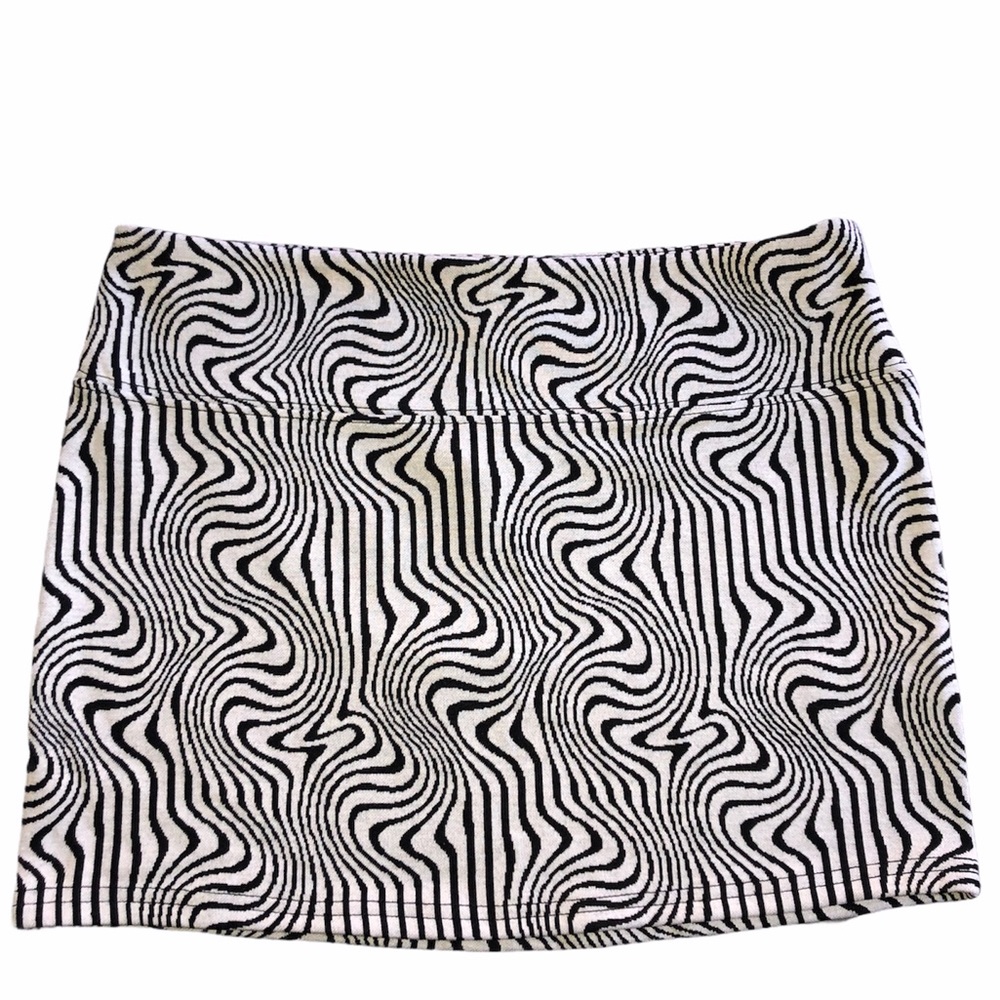 Urban Outfitters peachy low rise mini skirt